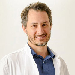 https://www.karmamedicalcenter.it/en/wp-content/uploads/2022/09/250fabio-consiglio-chirurgo-plastico.jpg