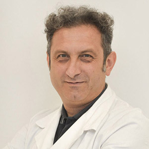 https://www.karmamedicalcenter.it/en/wp-content/uploads/2022/09/300-Stefano-Lautieri-Dermatologo.jpg