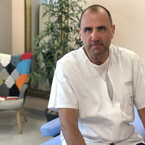 500 Osteopata Guni Alessandro https://www.karmamedicalcenter.it/en/wp-content/uploads/2022/09/500-Osteopata-Guni-Alessandro-1.jpg